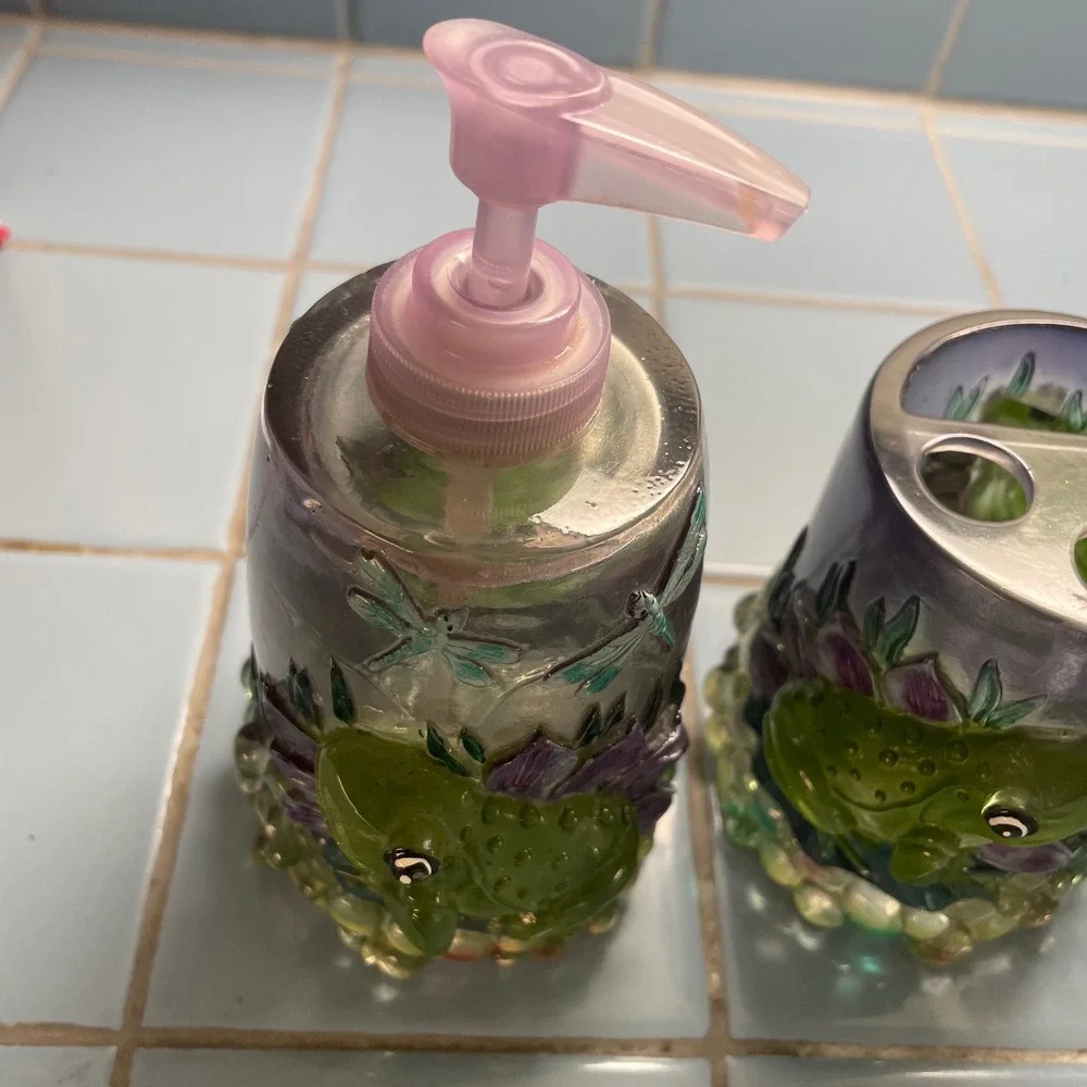Lucite 60s 70s Frog Bathroom‎ 3 pc Set Soap Dispenser Toothbrush tumbler Decor